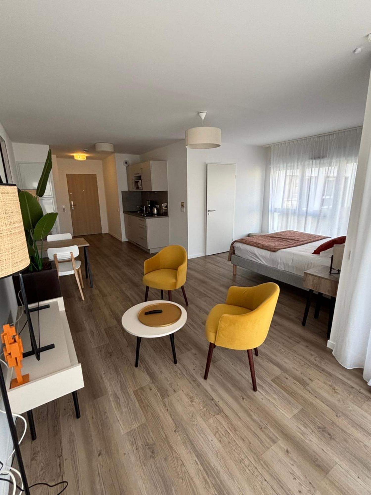 Residence Services Seniors Domitys - Villa Ulma Лилль Экстерьер фото